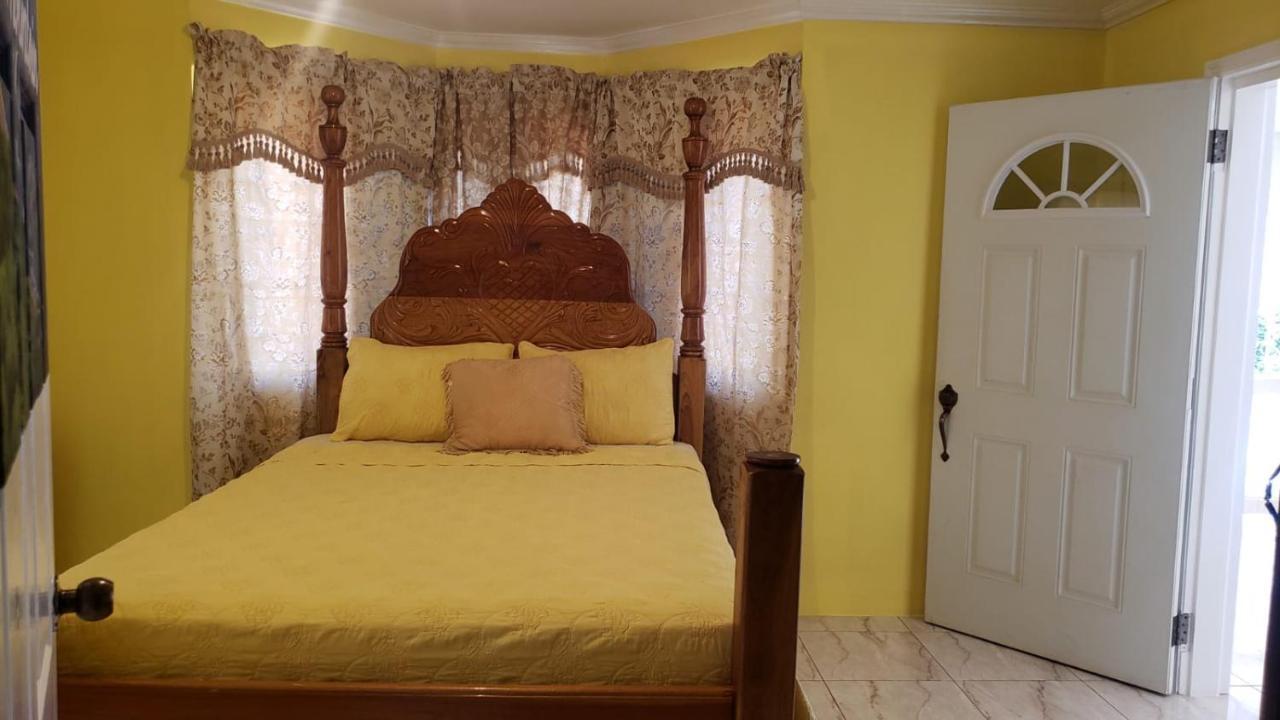 Eve'S Rockaway Villa Alligator Pond Exterior photo